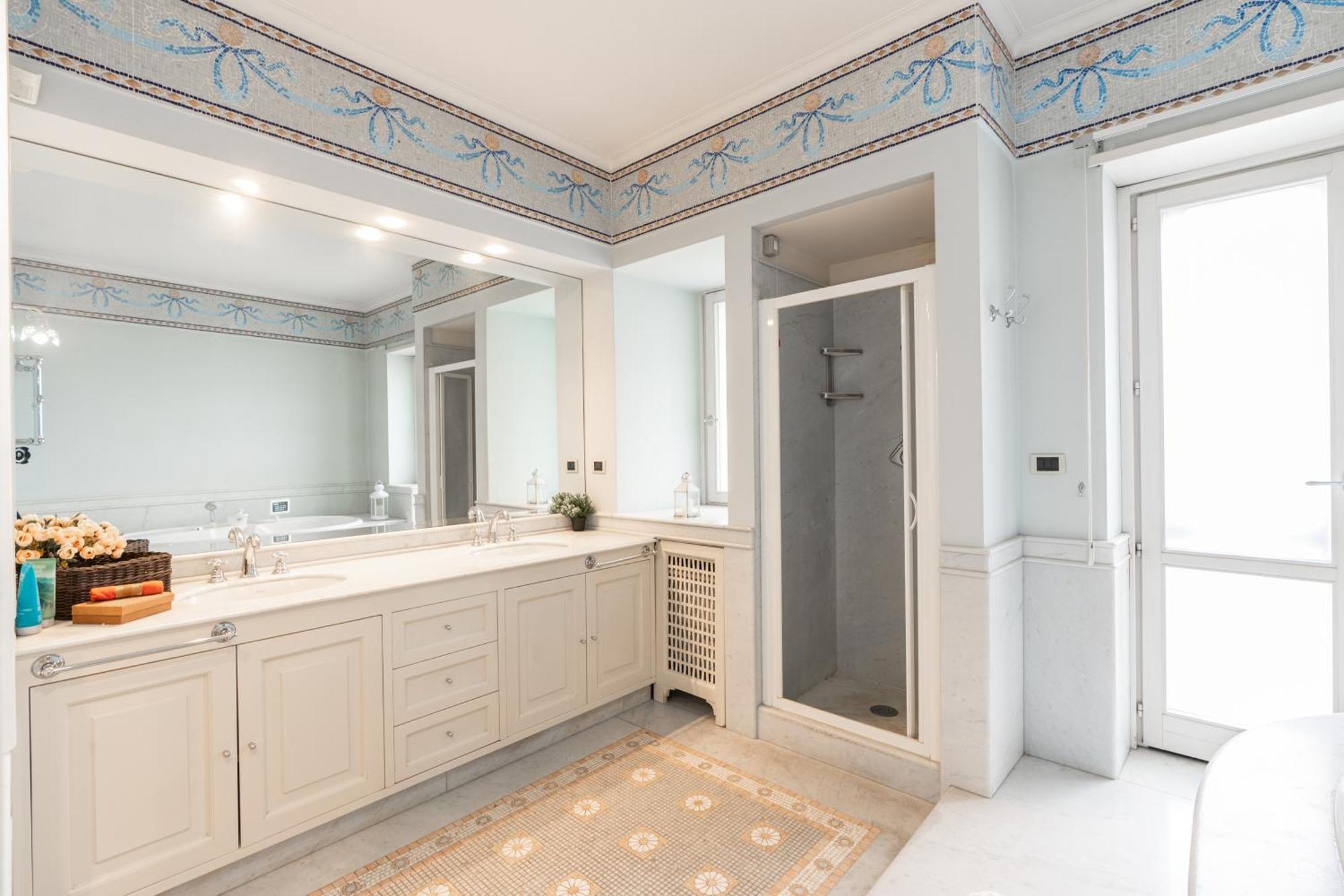 B&B Frida Suite Home Trani Esterno foto